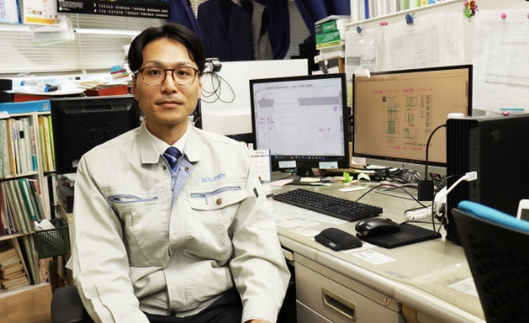 先輩社員1